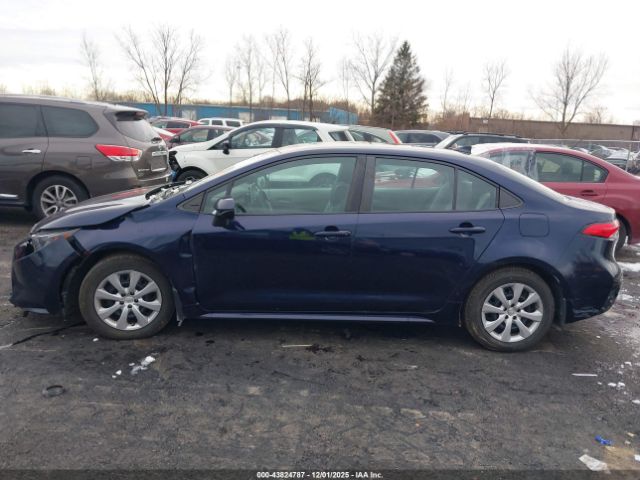 Toyota Corolla Le Image 16