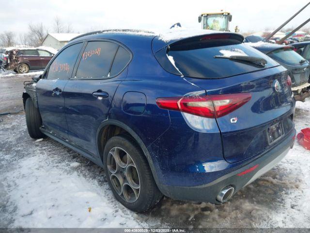 Alfa Romeo Stelvio Sport Awd Image 14