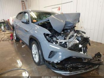  Salvage Volkswagen Atlas