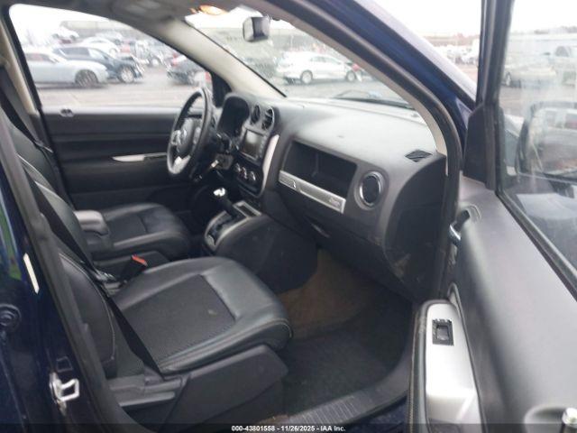 Jeep Compass Latitude Fwd Image 12