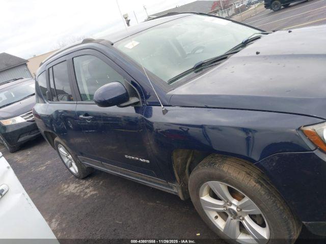 Jeep Compass Latitude Fwd Image 14
