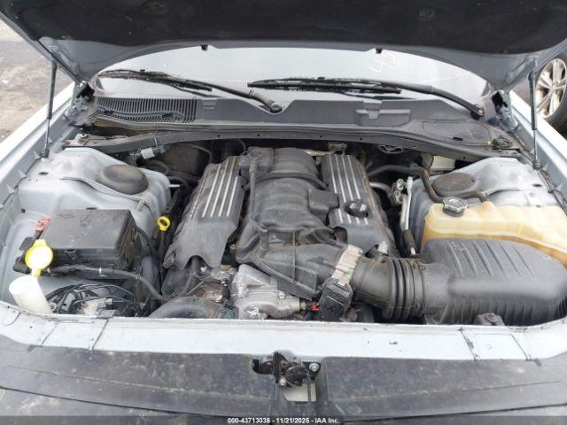 Dodge Challenger Image 18