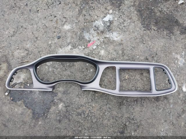 Dodge Challenger Image 11