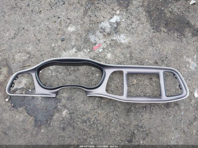 Dodge Challenger Image 11