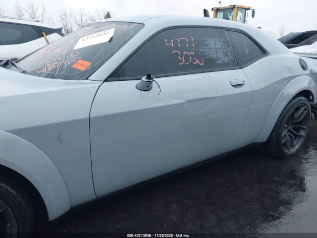 Dodge Challenger Image 19