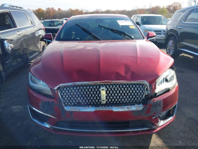 Lincoln MKZ Reserve Image 2