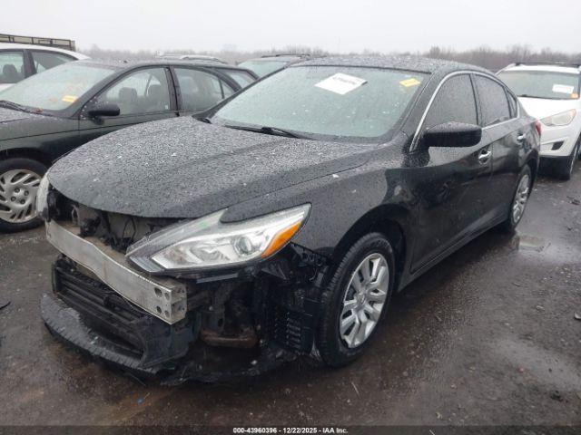 Nissan Altima 2.5 S Image 10