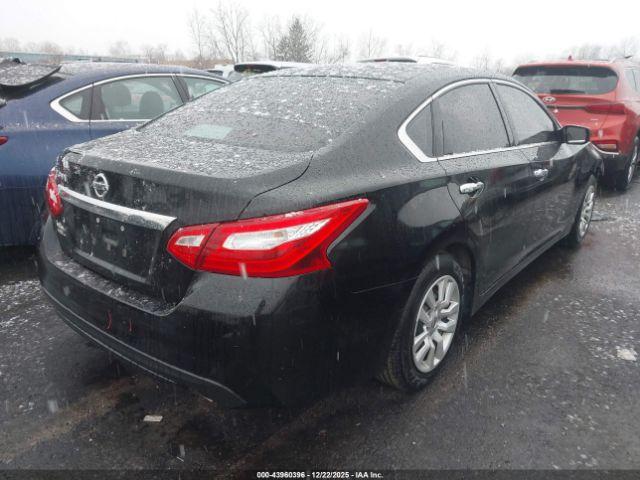 Nissan Altima 2.5 S Image 7