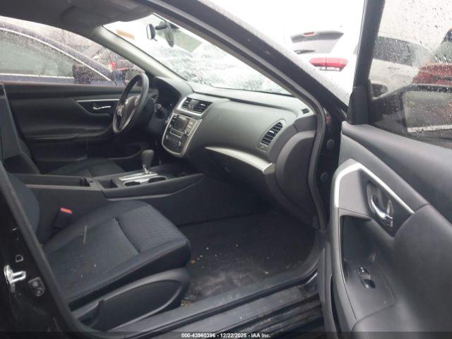 Nissan Altima 2.5 S Image 6