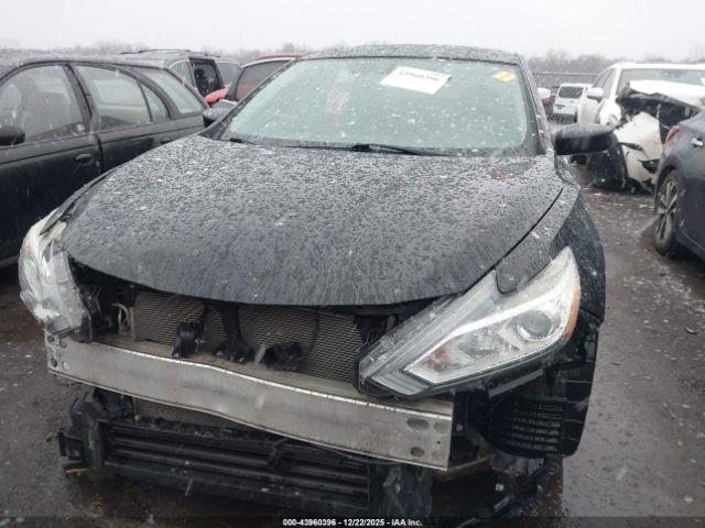 Nissan Altima 2.5 S Image 12