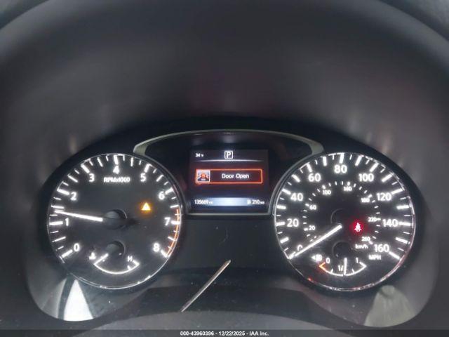 Nissan Altima 2.5 S Image 11