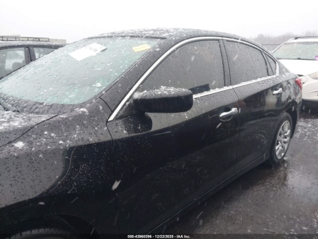 Nissan Altima 2.5 S Image 17