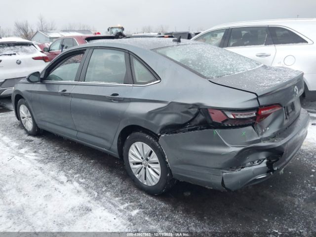 Volkswagen Jetta Image 16