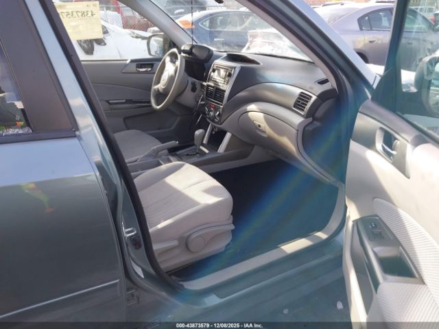 Subaru Forester 2.5x Premium Image 13