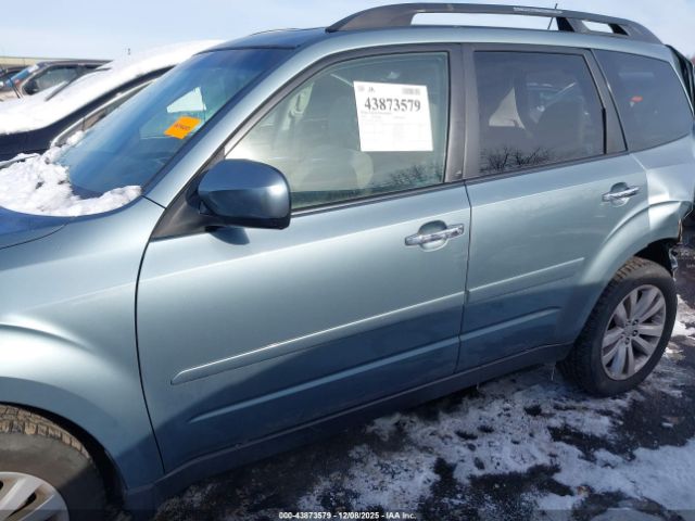 Subaru Forester 2.5x Premium Image 11