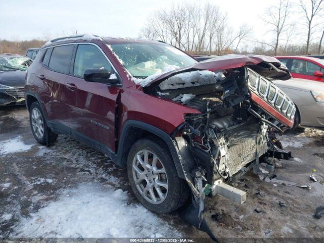  Salvage Jeep Compass