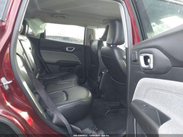 Jeep Compass Latitude Lux 4x4 Image 16