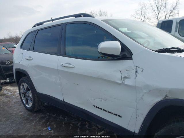 Jeep Cherokee Altitude Image 6