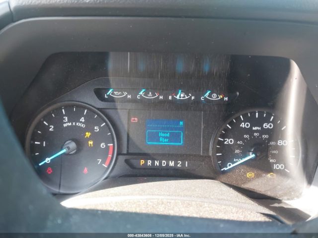 Ford F-250 Xl Image 3