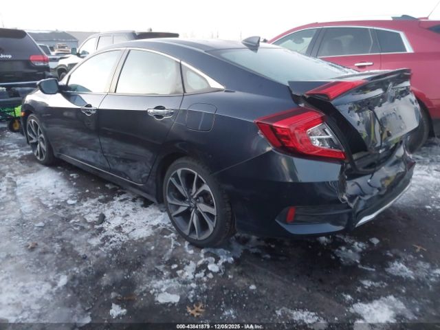 Honda Civic Touring Image 3