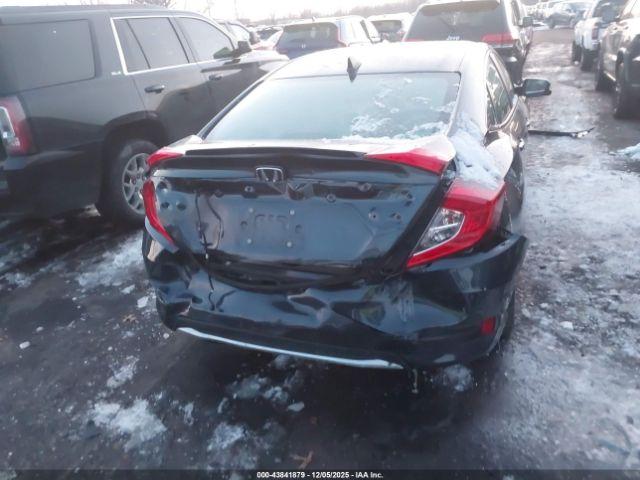 Honda Civic Touring Image 13