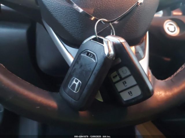 Honda Civic Touring Image 7