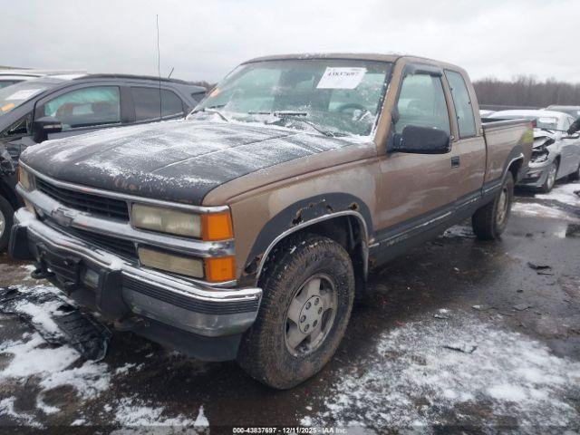 Chevrolet Gmt K1500 Image 2