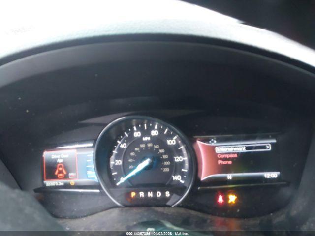 Ford Explorer Xlt Image 11