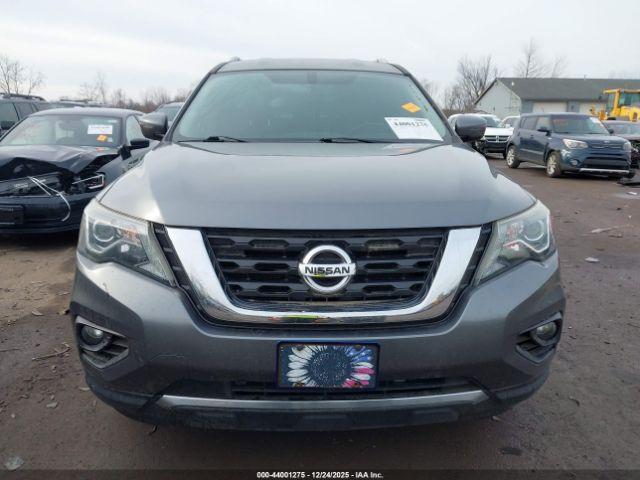 Nissan Pathfinder Sv Image 3