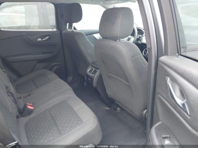 Chevrolet Blazer Image 12