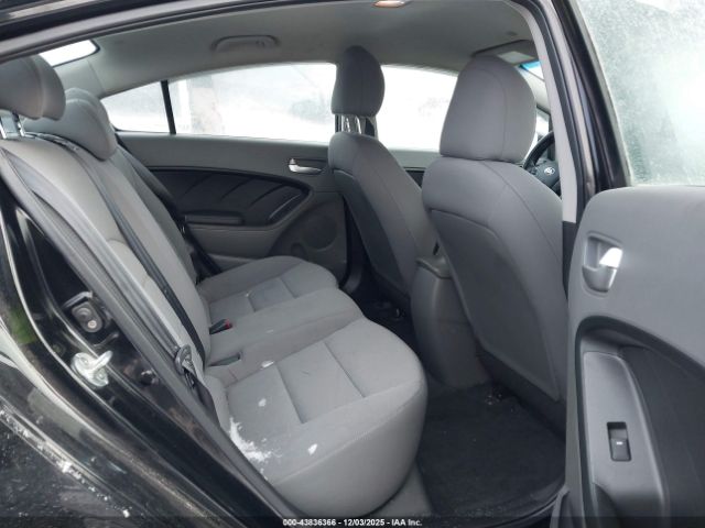 Kia Forte Lx Image 9