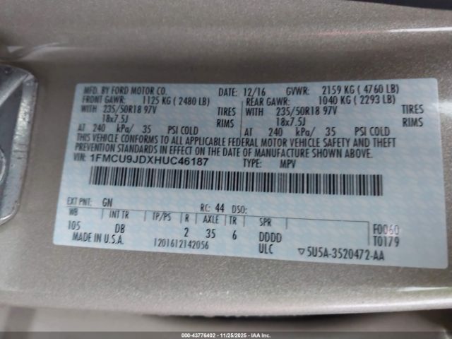 Ford Escape Titanium Image 10