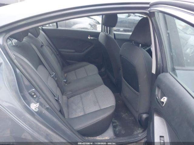 Kia Forte Lx Image 8