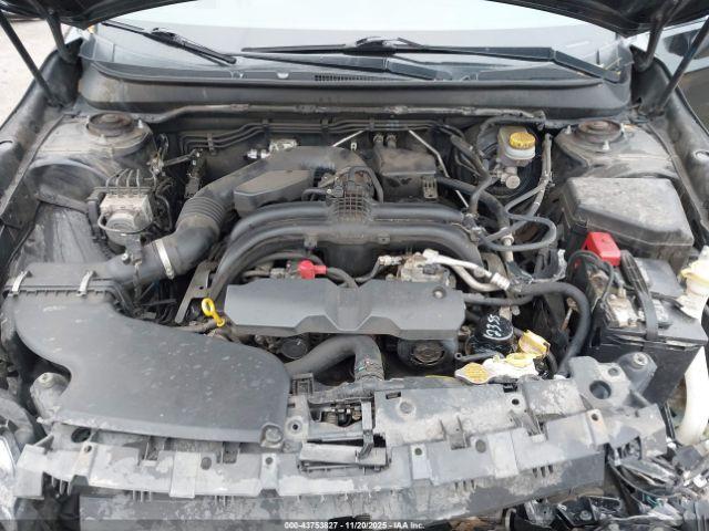 Subaru Legacy 2.5i Limited Image 12