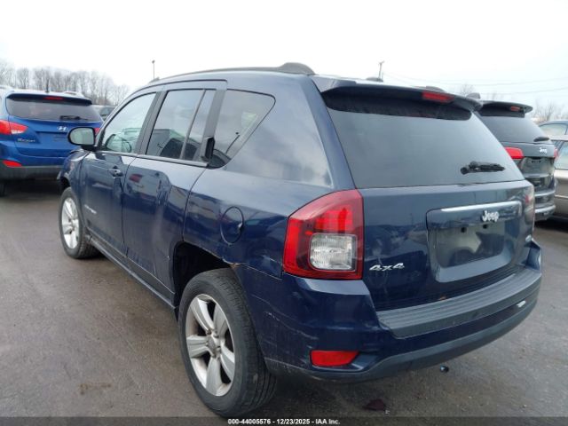 Jeep Compass Latitude Image 9