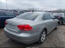 Volkswagen Passat 1.8t Se Image 6