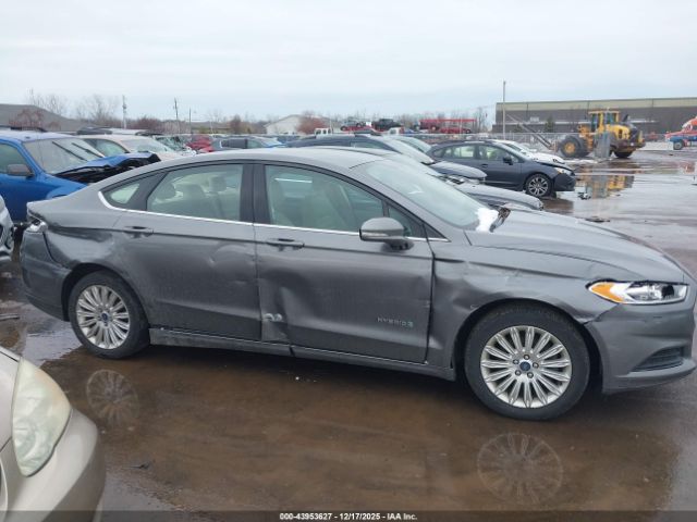 Ford Fusion Se Image 2