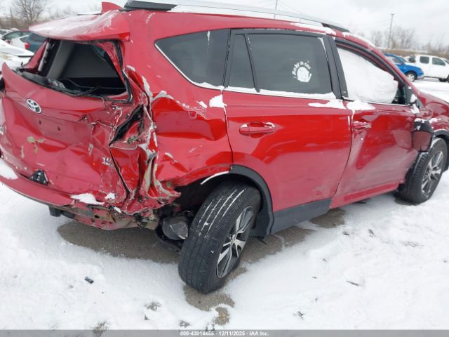 Toyota RAV4 Xle Image 3