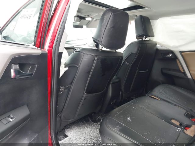 Toyota RAV4 Xle Image 12