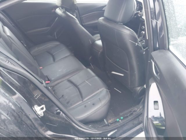 Mazda Mazda3 Touring Image 11