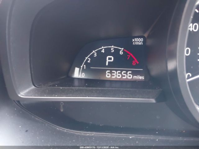 Mazda Mazda3 Touring Image 3