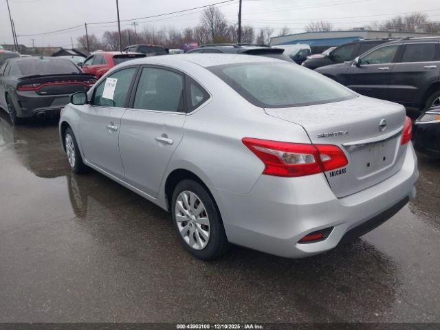 Nissan Sentra S Image 2