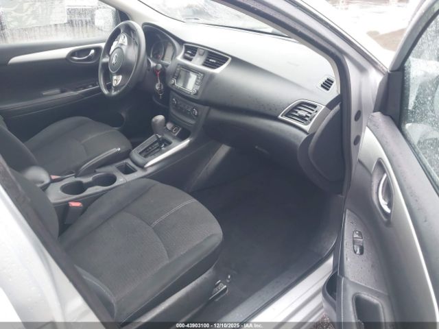 Nissan Sentra S Image 4