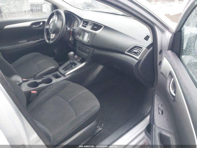 Nissan Sentra S Image 4