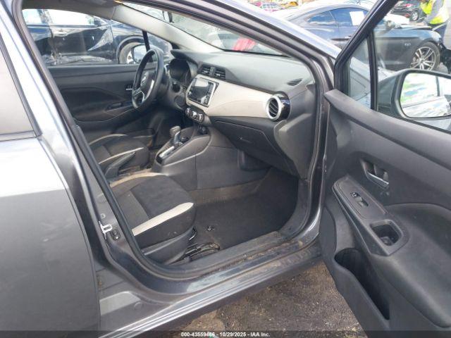 Nissan Versa Sv Xtronic Cvt Image 13