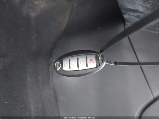 Nissan Versa Sv Xtronic Cvt Image 2