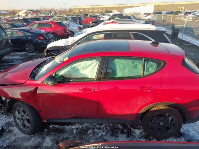 Dodge Hornet Gt Plus Awd Image 4