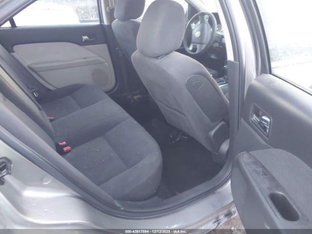 Mercury Milan I4 Image 4