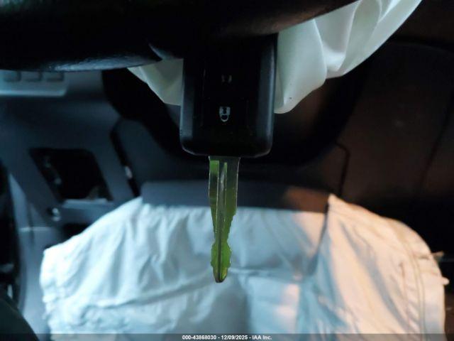 Mitsubishi Mirage Es Image 10