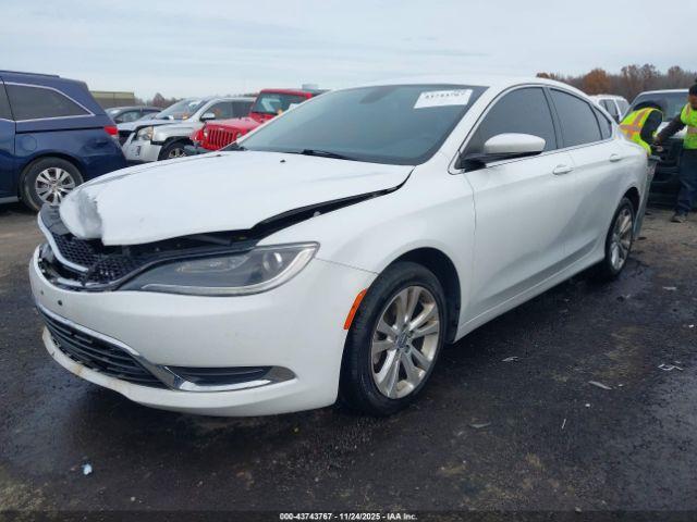 Chrysler 200 Limited Image 7